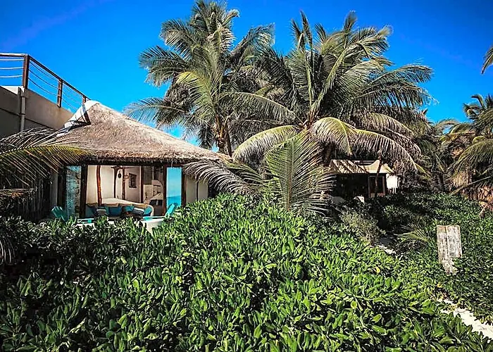 Hotel Mahayana Homes *